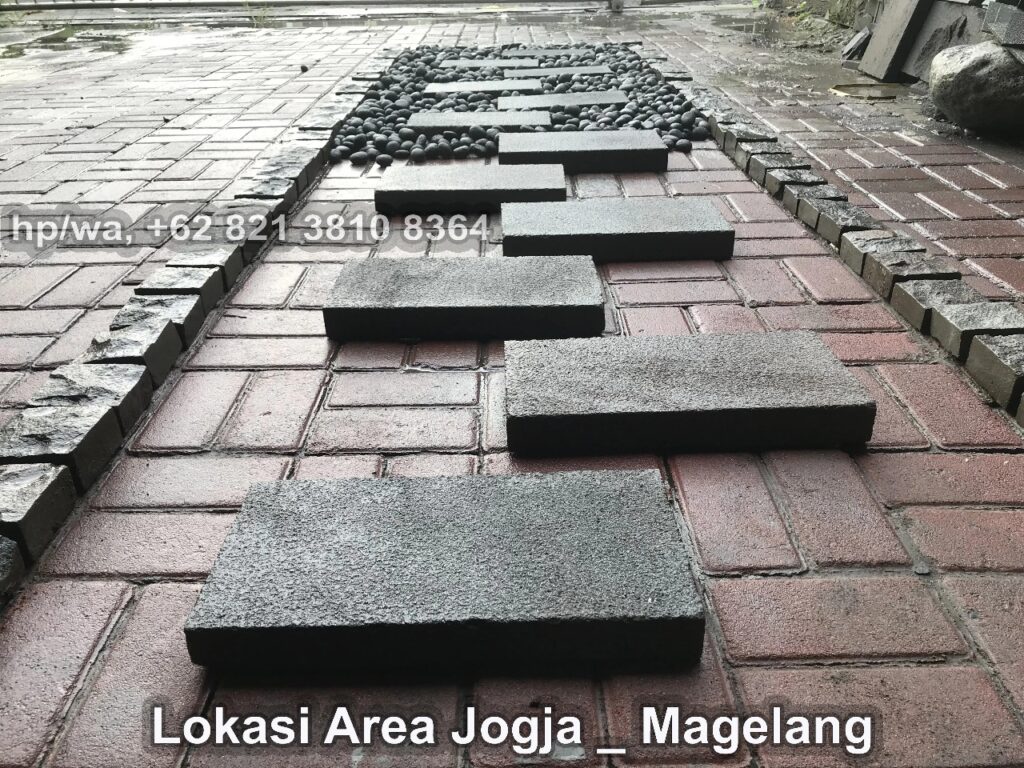 Lantai pijakan batu alam candi Lantai pijakan batu alam candi