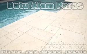 Ubin batu pasir dan batu kapur beige dari Jogja dan Magelang Indonesia dengan tekstur alami krem hangat yang sempurna untuk aplikasi lantai dan dinding